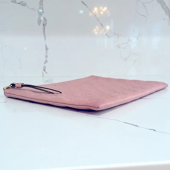 🌷LOUIS VUITTON Monogram Empreinte Leather Pouch - Picture 7 of 12